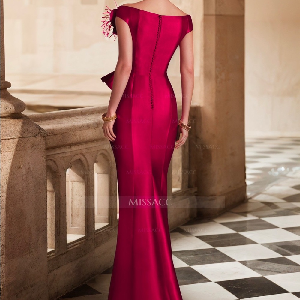 Chic Backless Red Dress Sz 8 (True sz6)